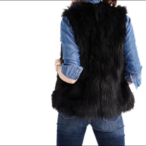 Abercrombie & Fitch Fur Black Vest - Picture 3 of 6